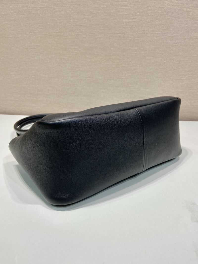 Pra*a hobo bags